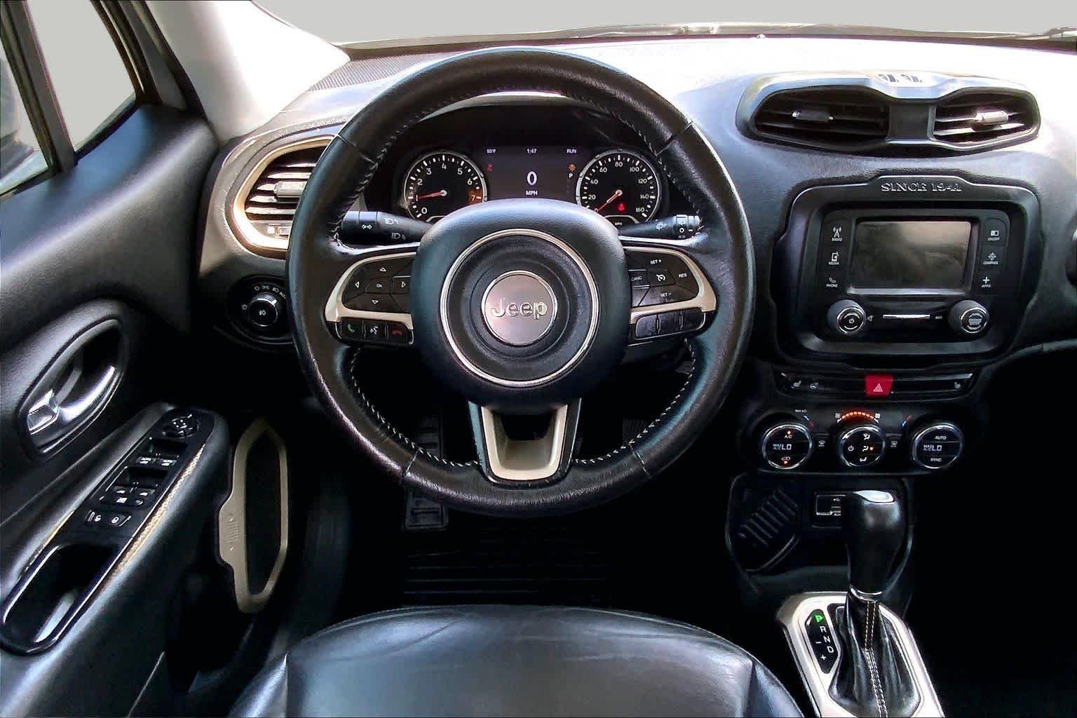 Used 2016 Glacier Metallic Jeep Limited image 6