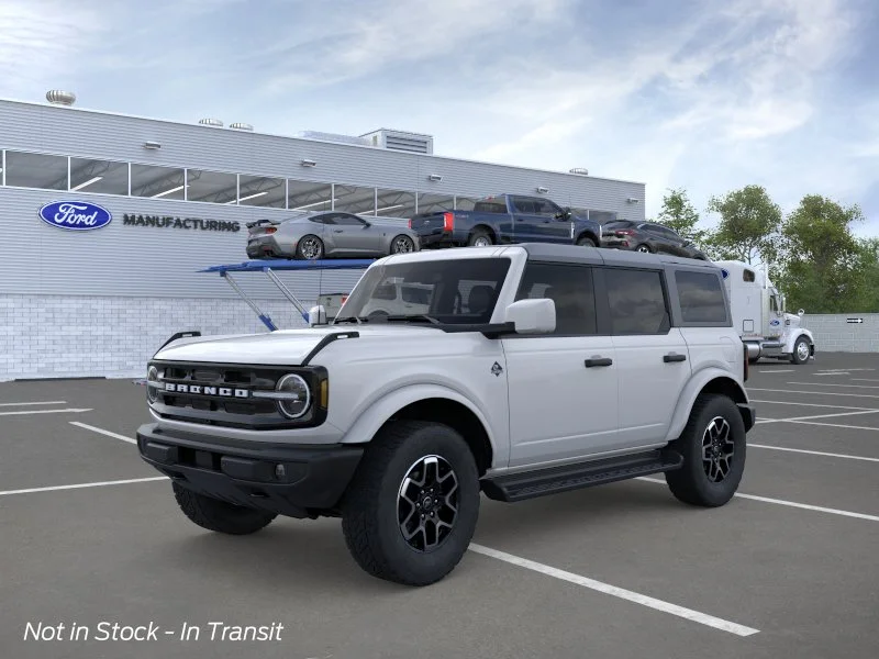 2026 Ford Bronco Outer Banks 4x4's photo
