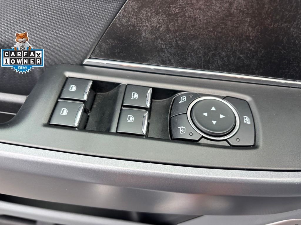 2025 Ford F-150 Lightning Flash - Photo 17
