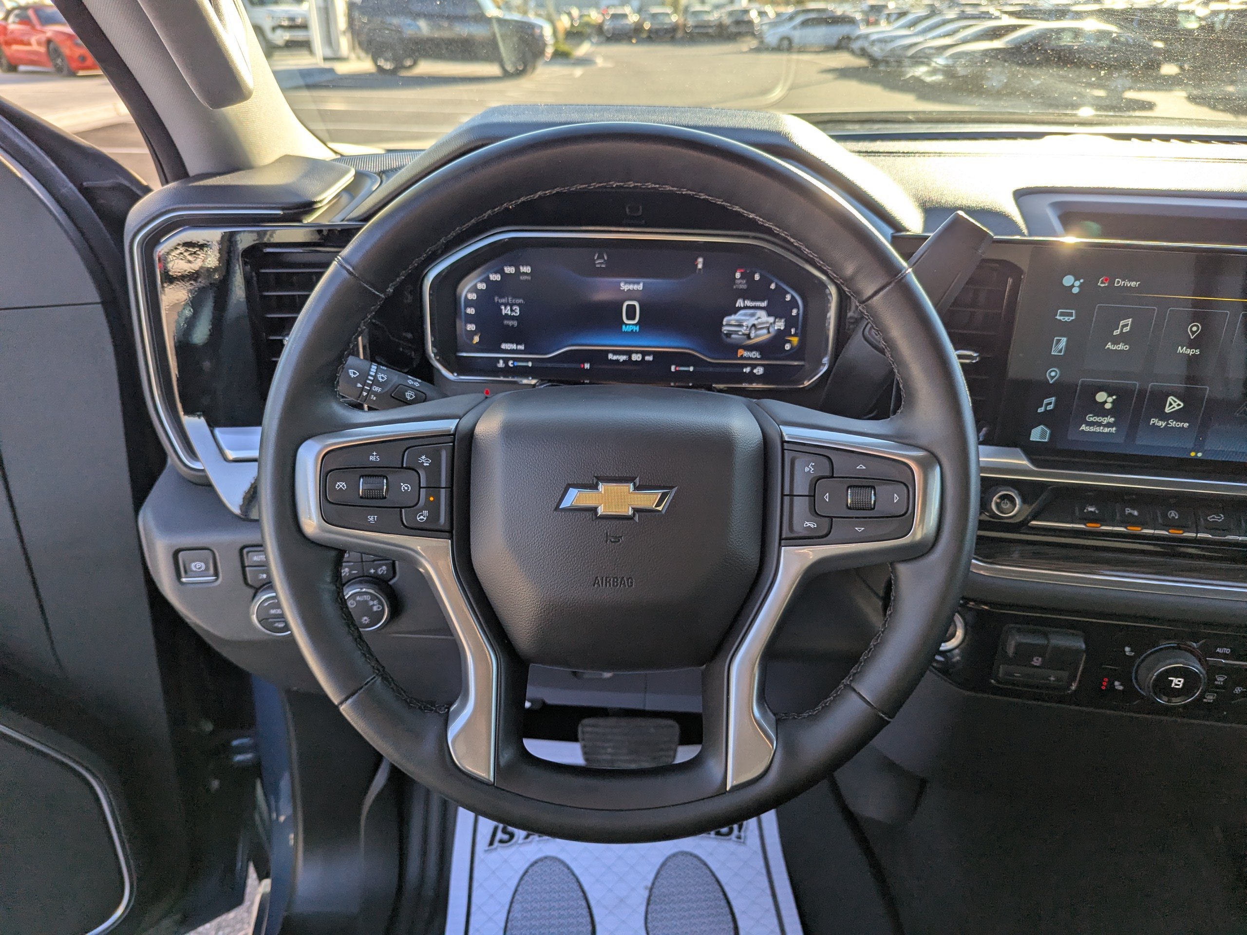 2024 Chevrolet Silverado 1500 LT - Photo 15