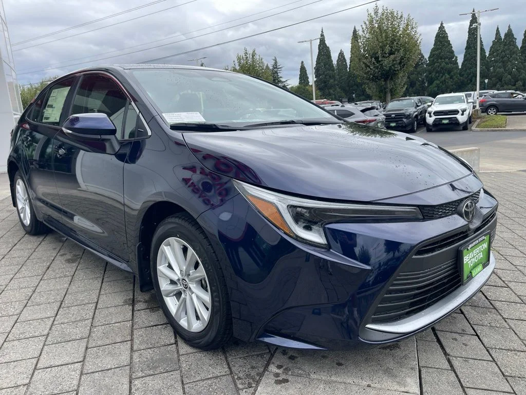 2026 Toyota Corolla XLE - Photo 7
