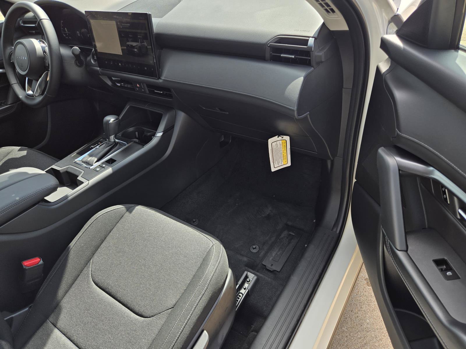 New 2026 Rhodium White Metallic Mazda 2.5 S AWD image 8