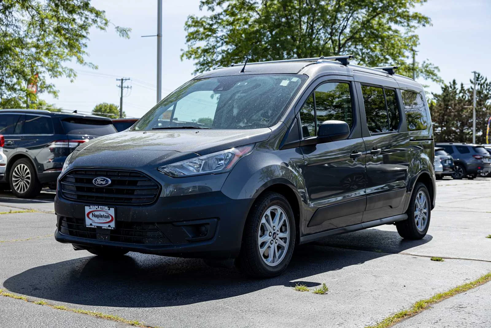 Used 2022 Magnetic Metallic Ford XL image 3