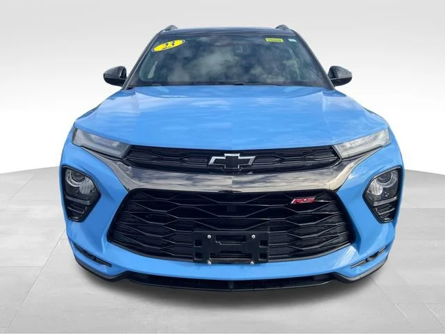 Used 2023 Fountain Blue Chevrolet RS image 9