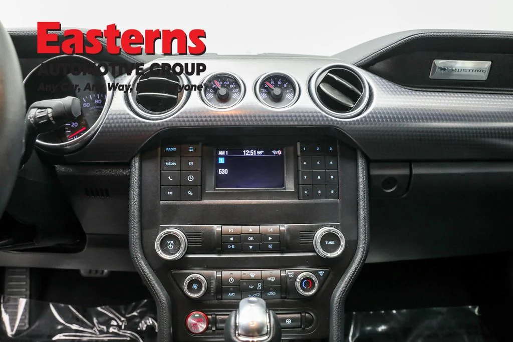Used 2019 Green Ford GT image 12