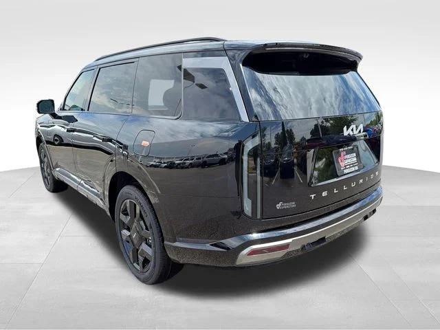 New 2027 Black Kia SX-Prestige image 5