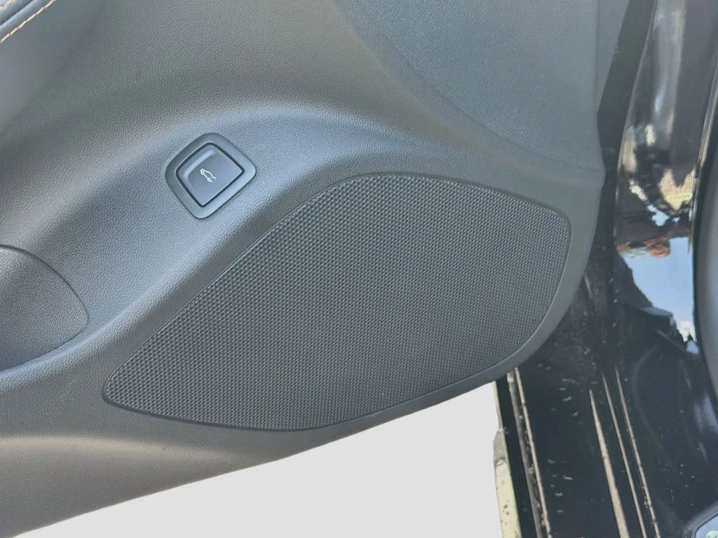 Certified Used 2026 Black Raven Cadillac V-Series image 19