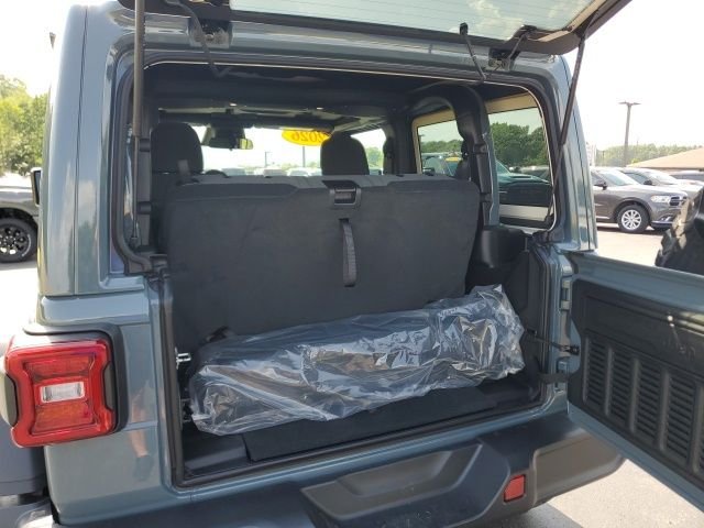 New 2026 Anvil Clearcoat Jeep Rubicon image 10