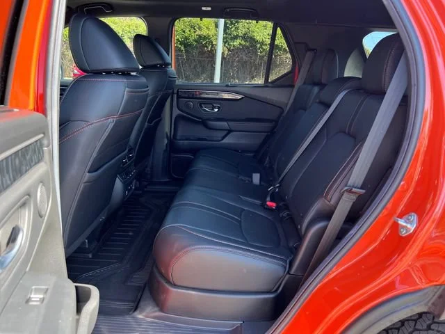 Certified Used 2026 Sunset Orange Honda TrailSport Elite image 14