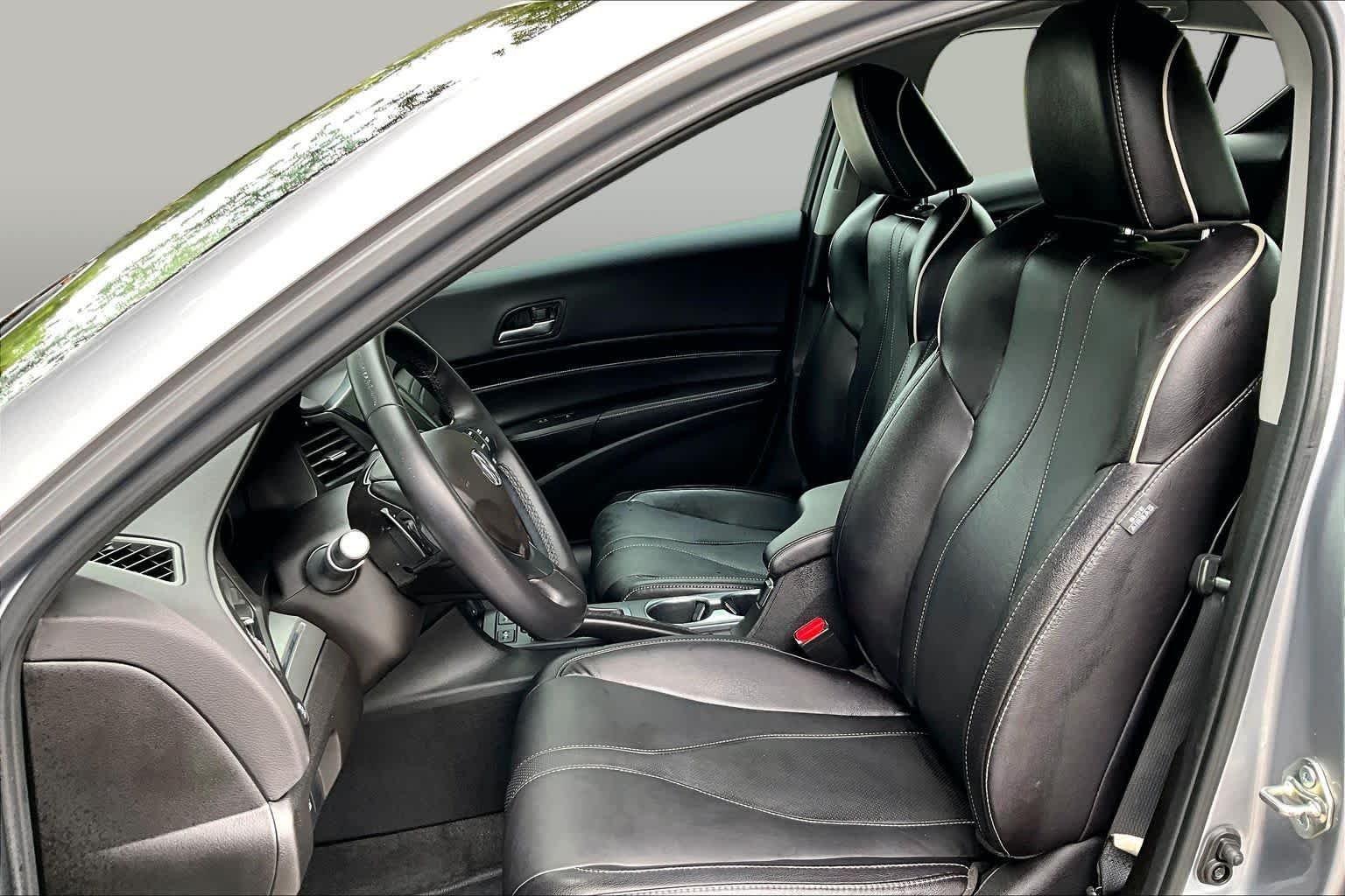 Used 2020 Lunar Silver Metallic Acura w/Premium Pkg image 8