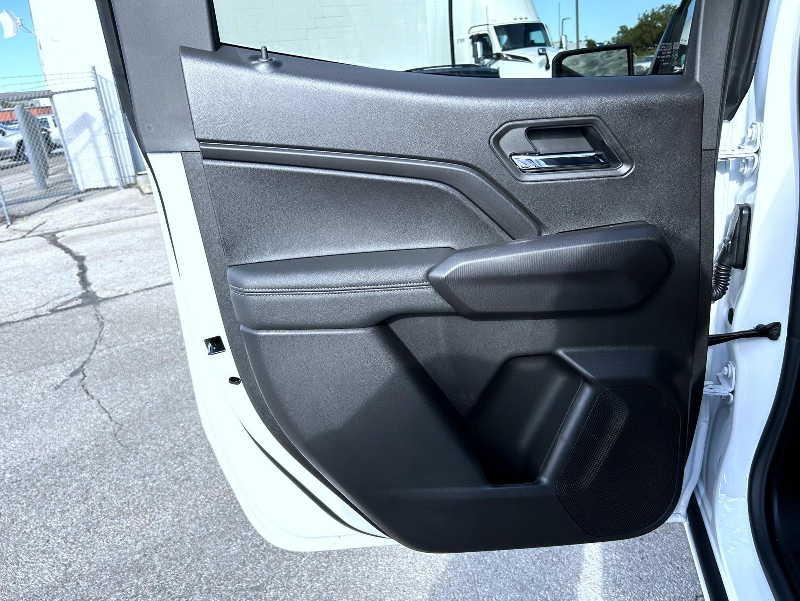 2026 Chevrolet Colorado LT - Photo 17