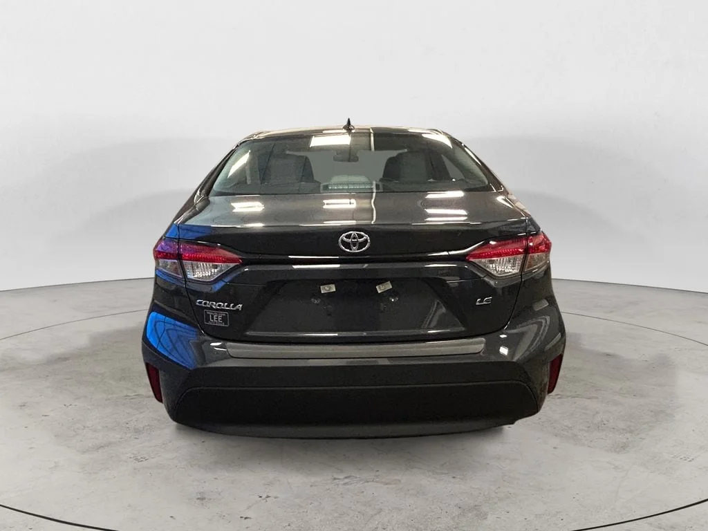 Used 2025 Underground Toyota LE image 4