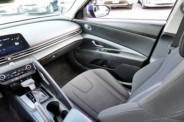 Used 2024 Blue Hyundai SEL image 18