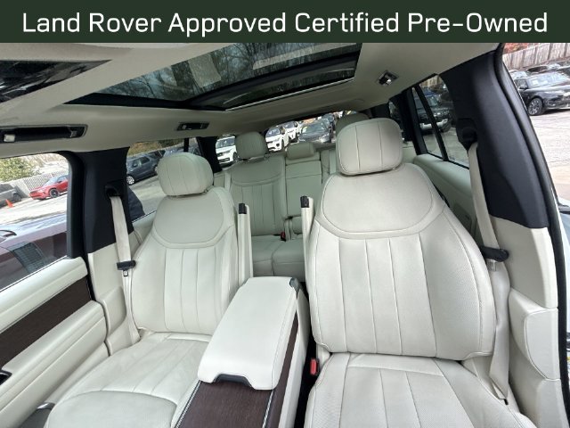Certified Used 2023 Fuji White Land Rover SE image 2