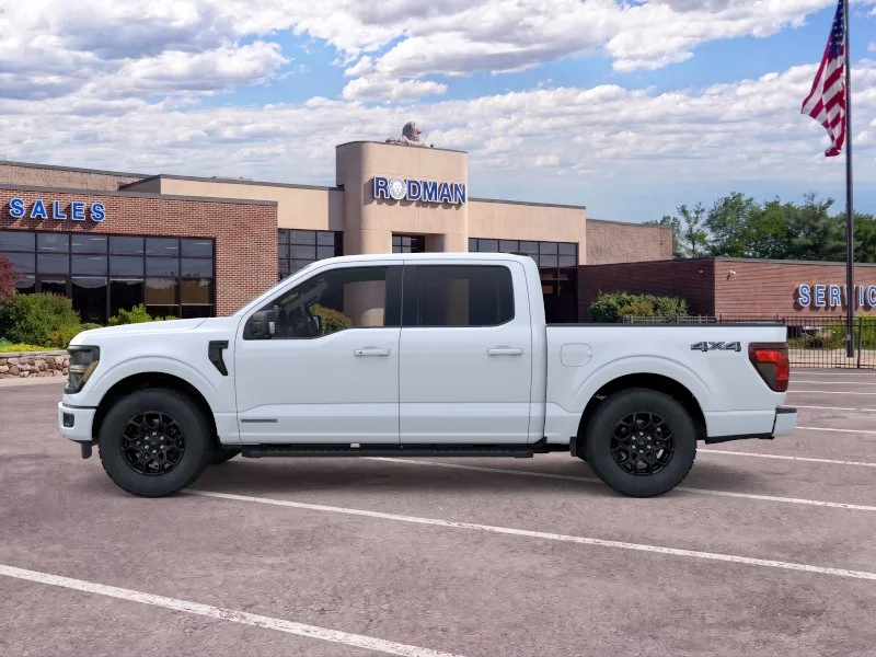 New 2026 Oxford White Ford XLT image 35