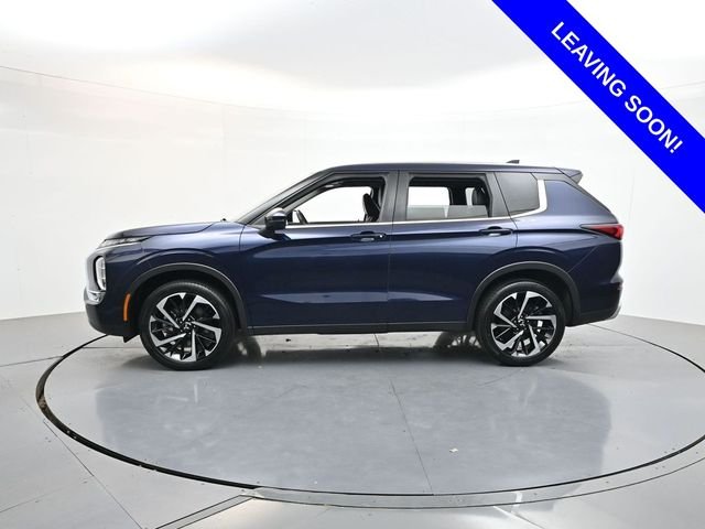 Used 2024  Mitsubishi SE image 4