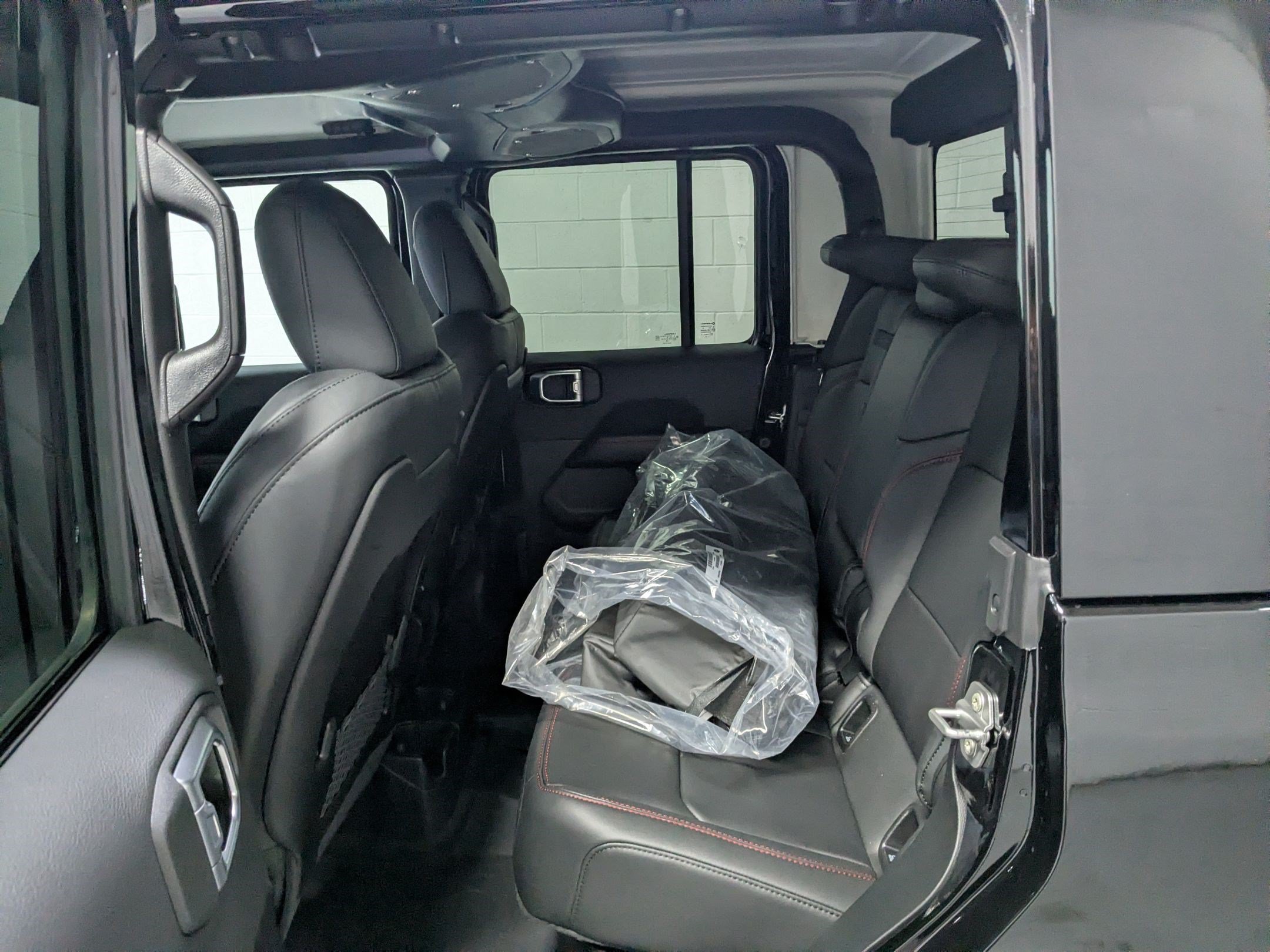 New 2026 Black Clear-Coat Exterior Paint Jeep Shadow Ops image 16