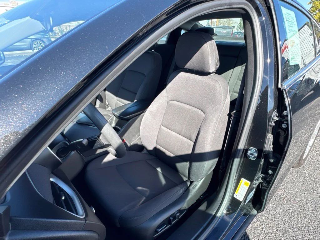 Used 2024 Black Chevrolet LT image 13