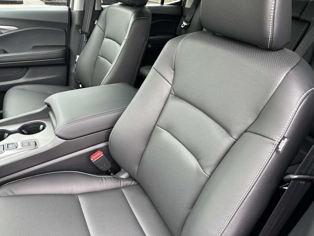 New 2026 Solar Silver Metallic Honda RTL image 22