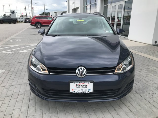 Used 2016 Night Blue Metallic Volkswagen TSI Limited Edition image 3