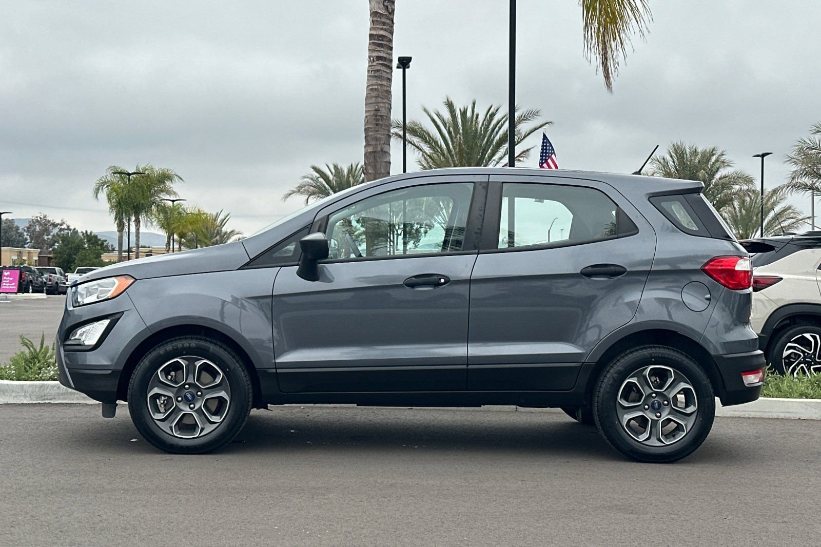 Used 2018 Gray Ford S image 7