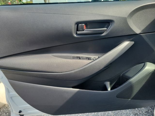 Used 2024 White Toyota LE image 17