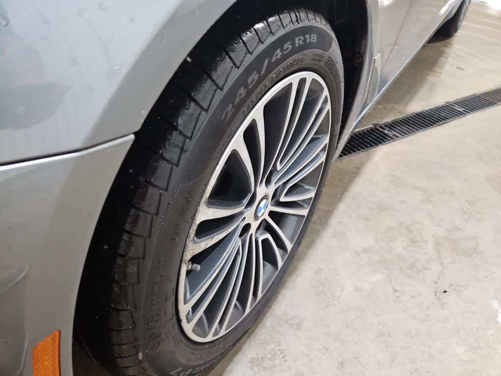 Used 2019 Bluestone Metallic BMW 540i xDrive image 7