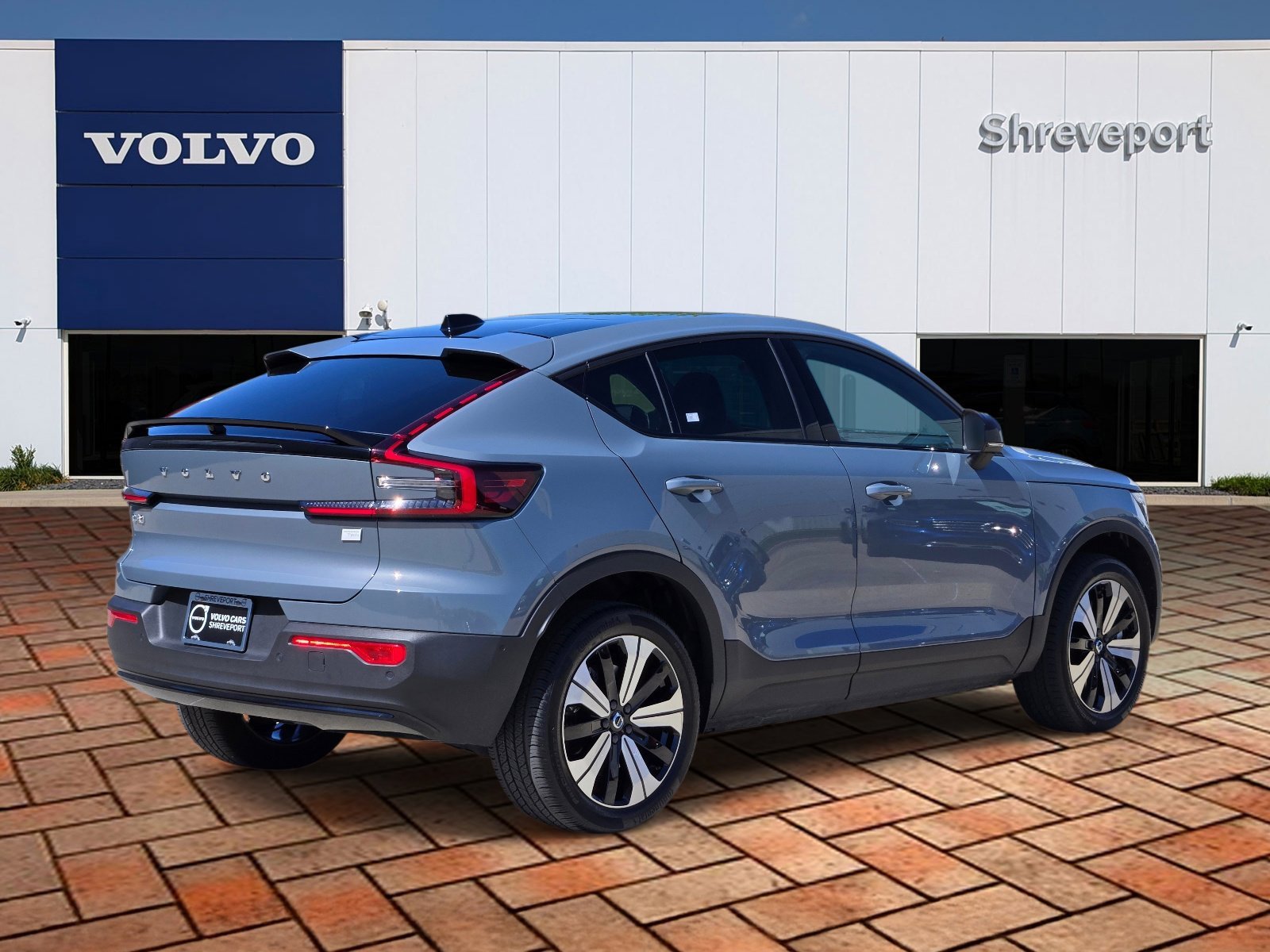 Used 2023 Thunder Gray Metallic Volvo Plus image 4