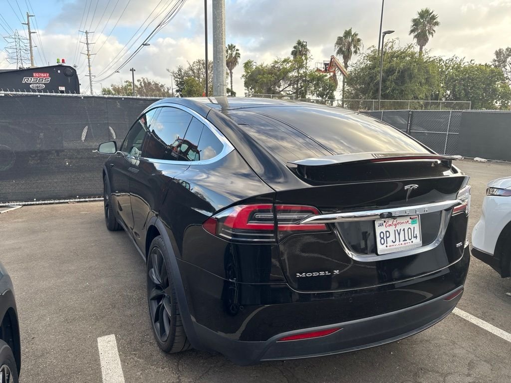 Used 2018 Solid Black Tesla 75D image 8