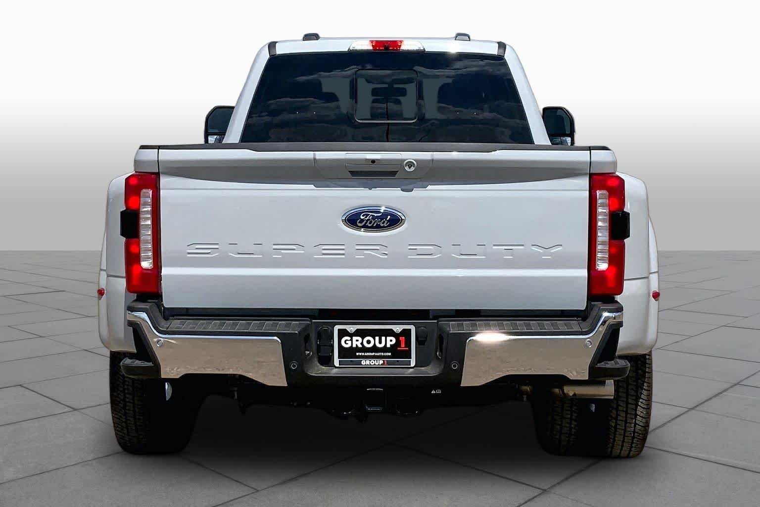 New 2026 Avalanche Ford F-350® Lariat® image 4