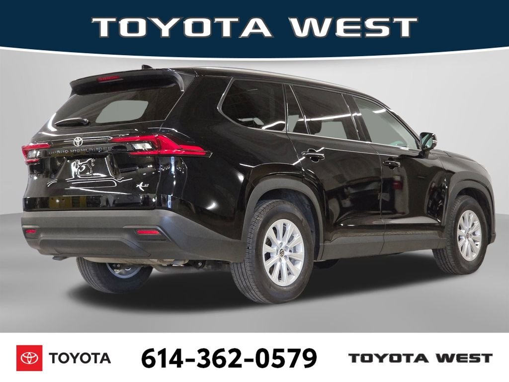Used 2025 Black Toyota XLE image 7