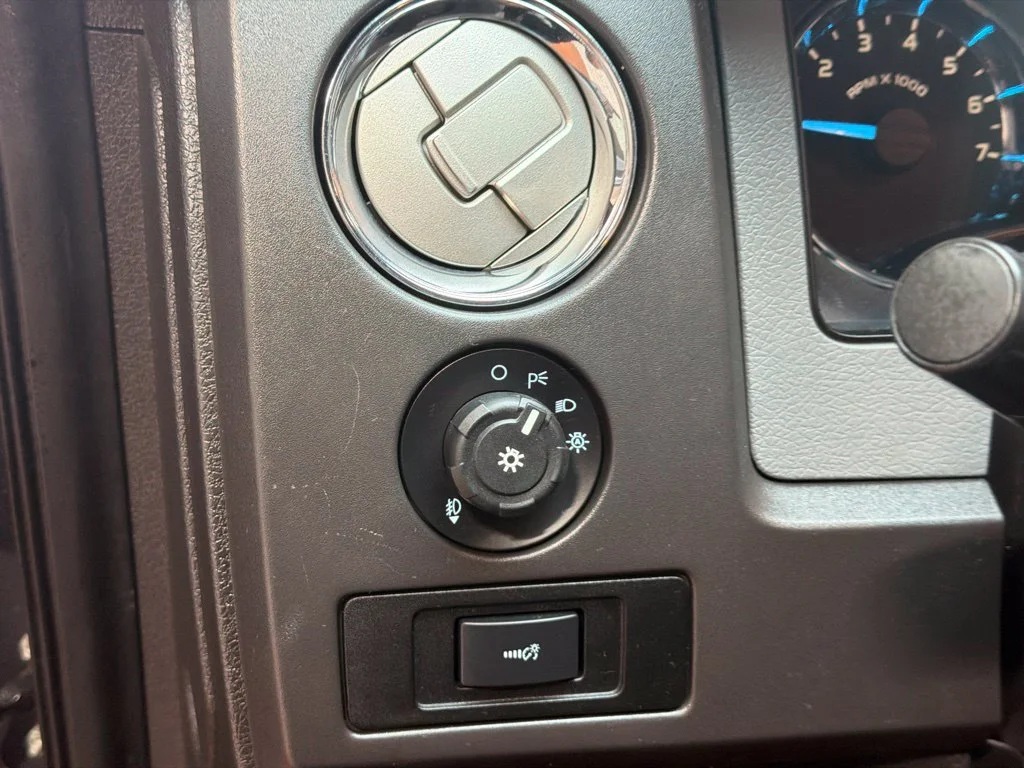 Used 2012 Sterling Gray Metallic Ford XLT image 22