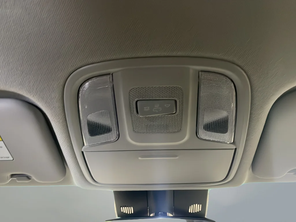 Used 2022 Blue Kia LXS image 35