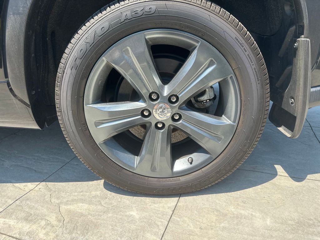 Used 2023 Black Toyota XLE image 6