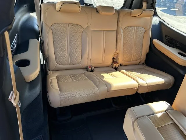 Used 2022 White Jeep Series III image 24
