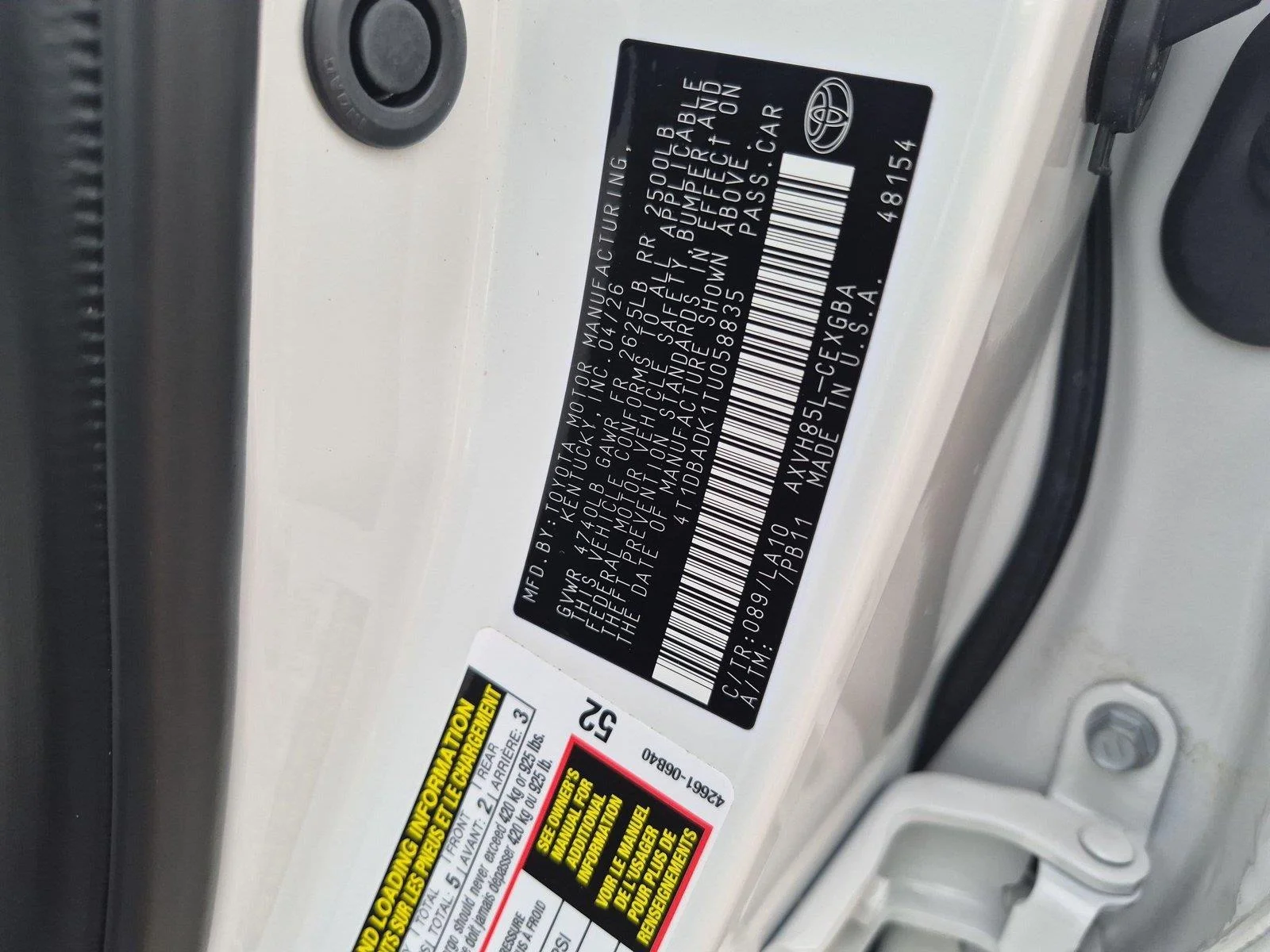 Used 2026 Wind Chill Pearl Toyota XLE image 40