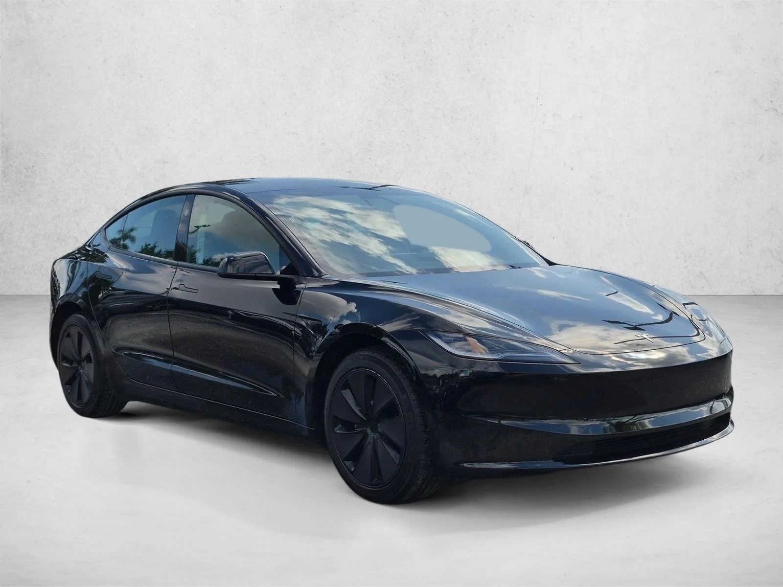 Used 2025 Diamond Black Tesla Standard image 3