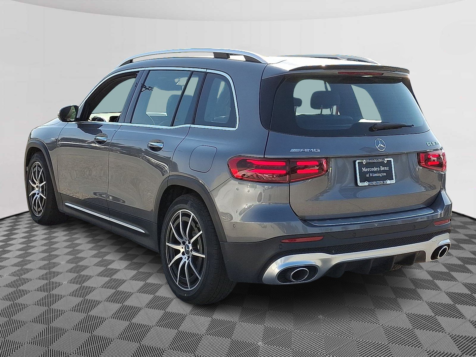 New 2025 Mountain Grey Metallic - 787 Mercedes-Benz 4MATIC® image 4