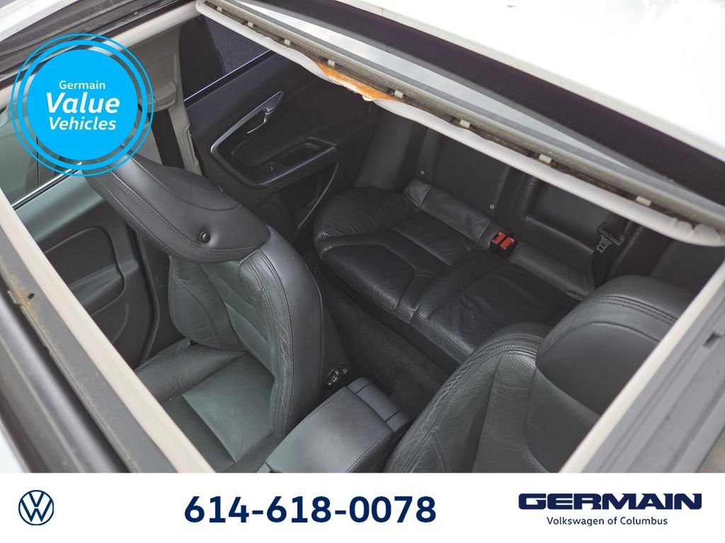 Used 2012  Volvo T5 image 29