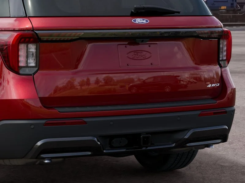 New 2027 Ruby Red Metallic Tinted Clearcoat Ford ST-Line image 23
