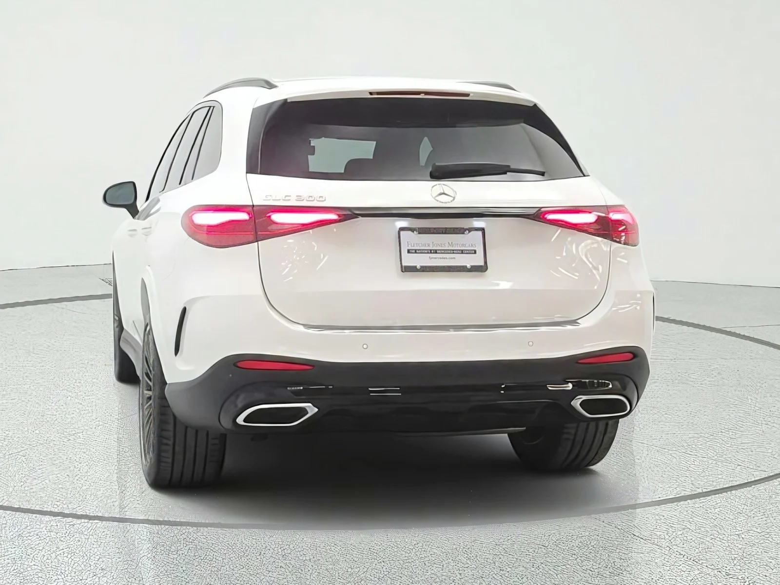 Used 2024 Polar White Mercedes-Benz GLC 300 SUV image 6