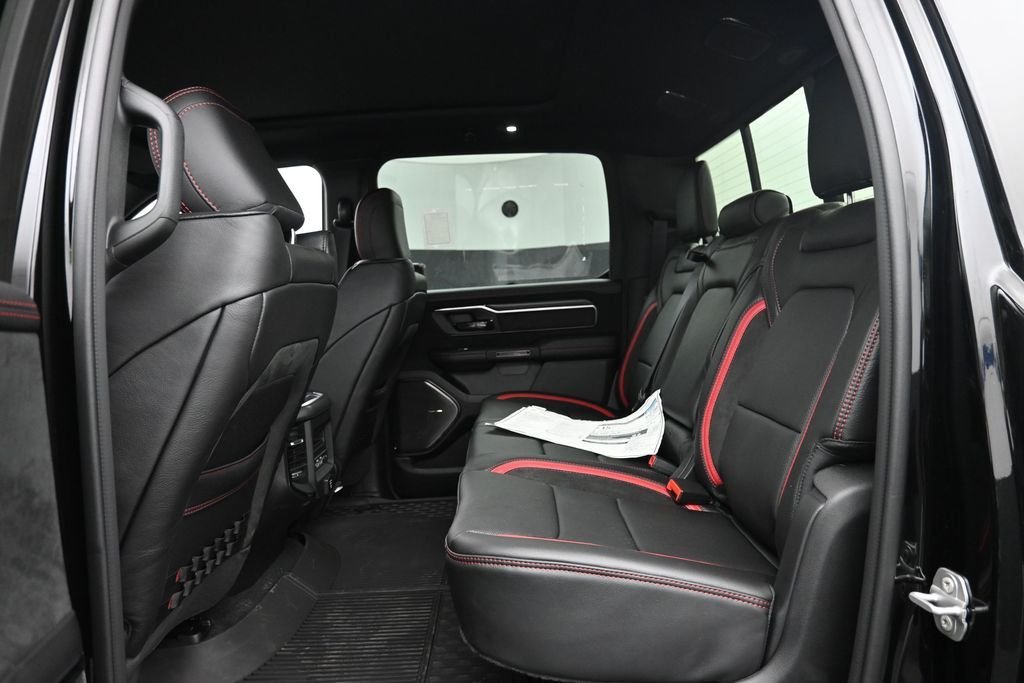 New 2026 Diamond Black Crystal Pearl-Coat Exterior Paint RAM RHO image 12