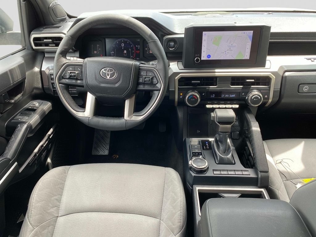 Used 2025 White Toyota SR5 image 12