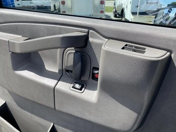 Used 2024 White GMC Work Van image 10