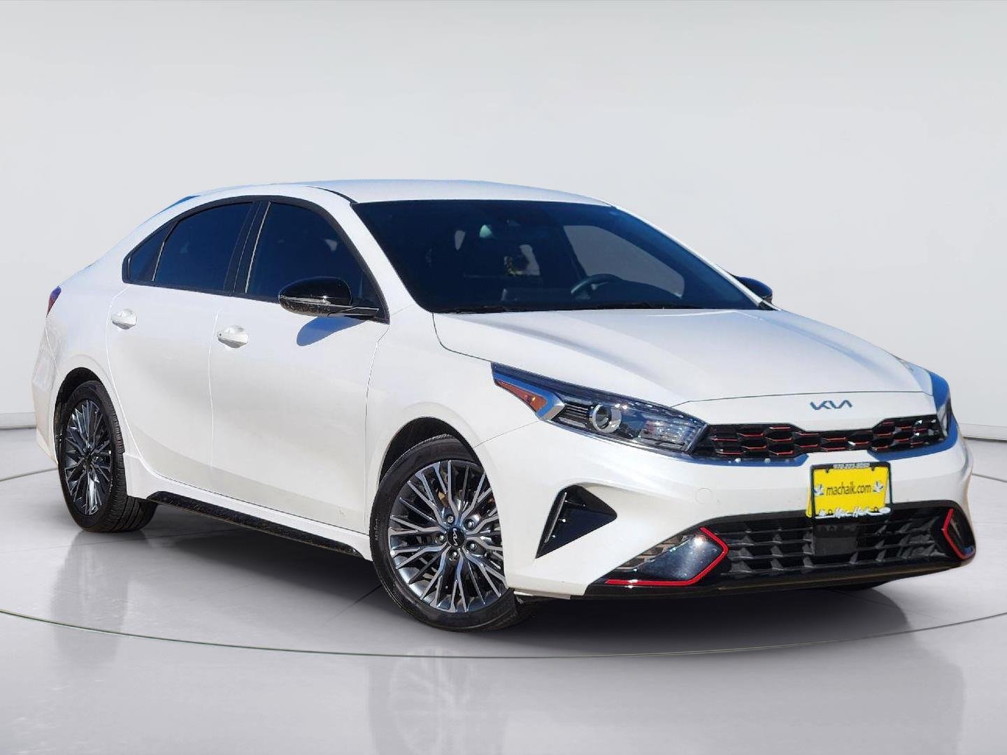 Used 2024 Snow White Pearl Kia GT-Line image 1