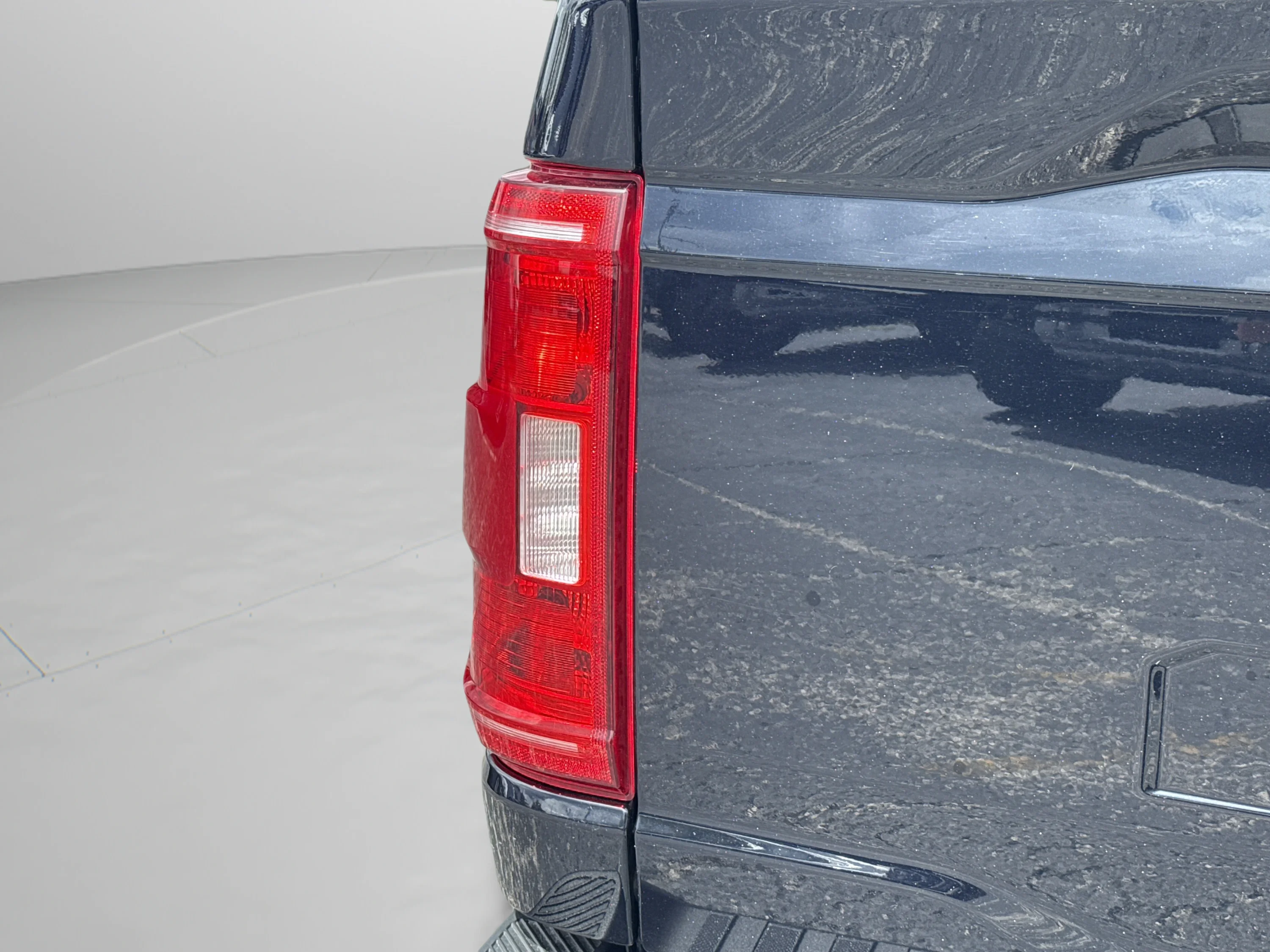 Used 2021 Antimatter Blue Metallic Ford XLT image 47