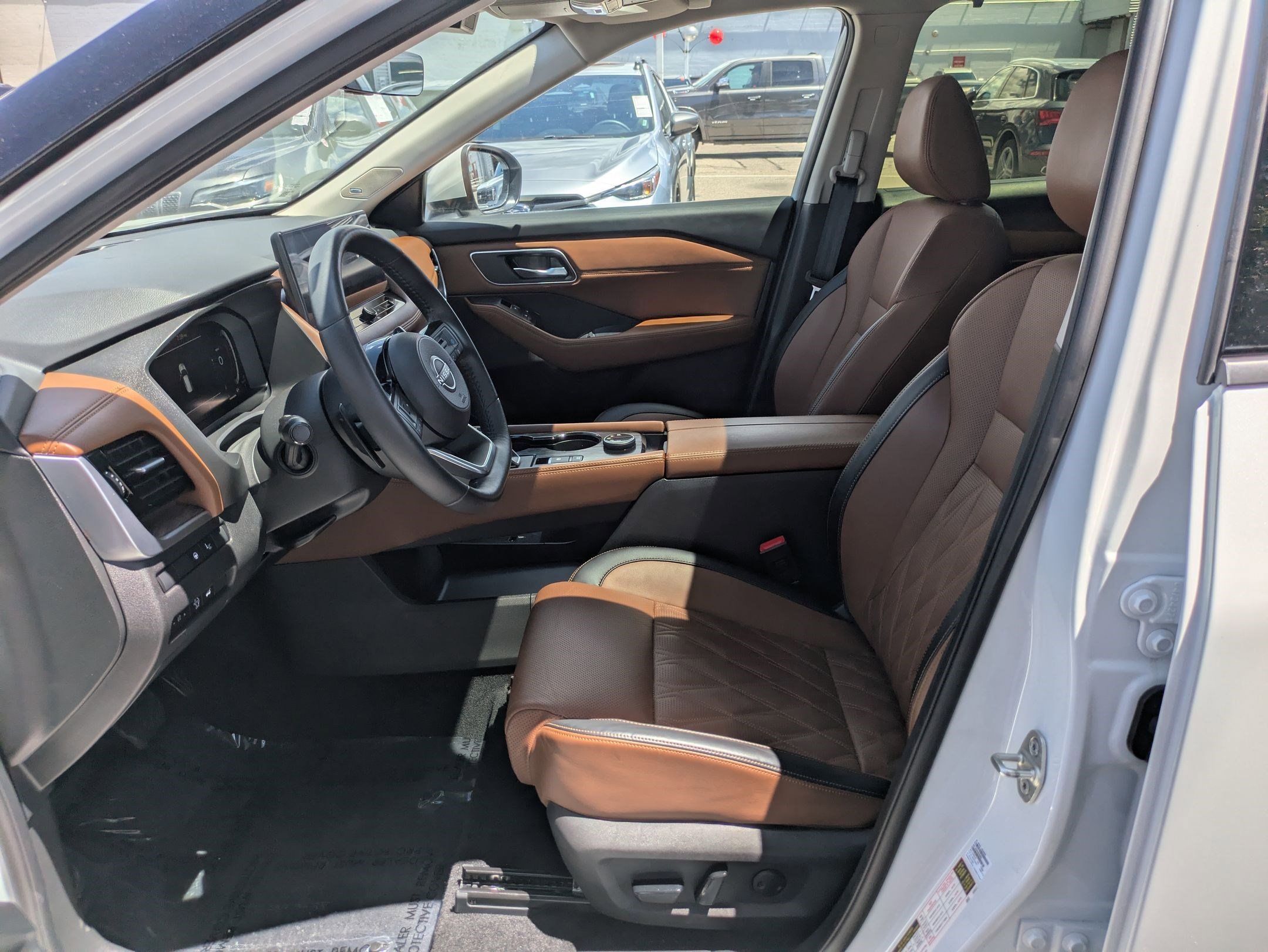 Certified Used 2024 Everest White Pearl Nissan Platinum image 16