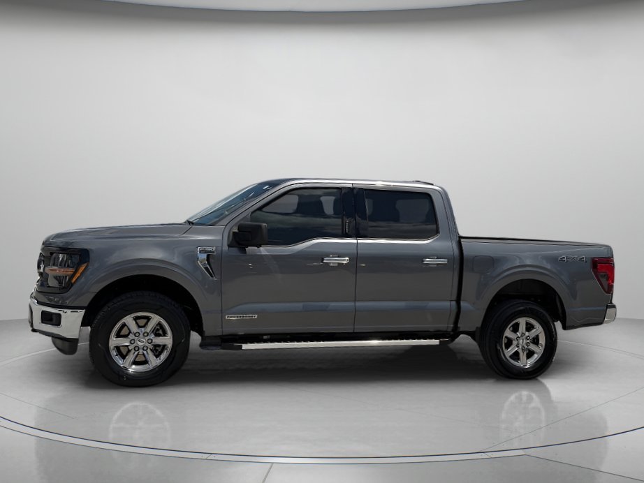 Used 2024 Gray Metallic Ford XLT image 1
