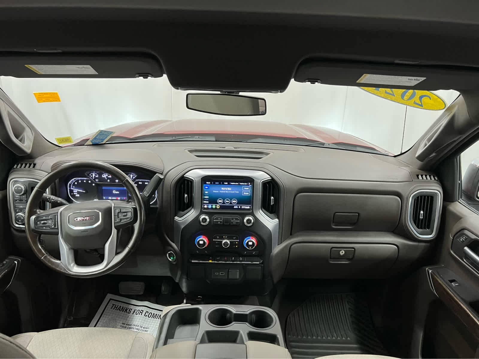Used 2021 Cayenne Red Tintcoat GMC SLE image 32