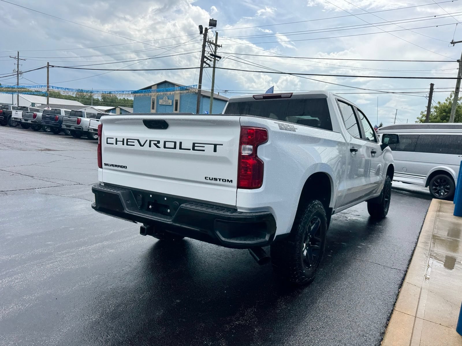 New 2026 Summit White Chevrolet Custom Trail Boss image 5